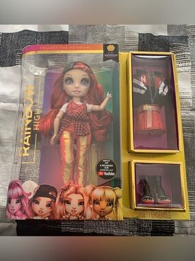 NIB Ruby Anderson Series 1 Rainbow High